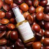 Minyak Rambut Kecantikan Berkhasiat dengan Minyak Argan dan Camellia